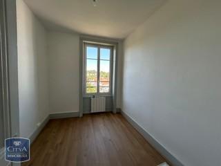  Appartement à louer 3 pièces 68 m²