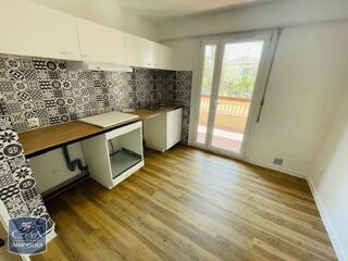  Appartement � louer 3 pi�ces 75 m�