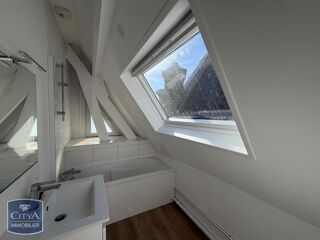 location Appartement - 4 pièce(s) - 81 m² Arras (62000)