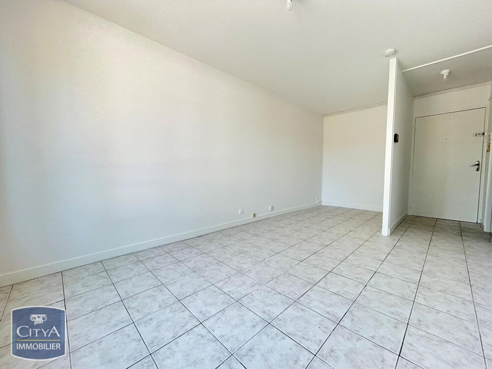location Appartement - 1 pièce(s) - 28 m² Niort (79000)