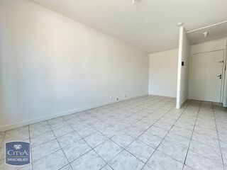  Appartement à louer 1 pièce 28 m²