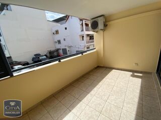  Appartement à louer 3 pièces 53 m²