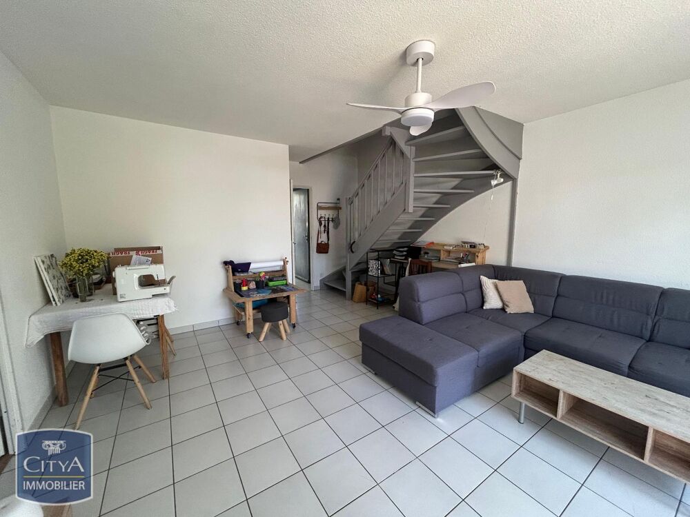location Maison - 4 pièce(s) - 80 m² Saint-Jean-d'Angély (17400)