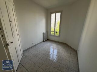  Appartement à louer 3 pièces 43 m²
