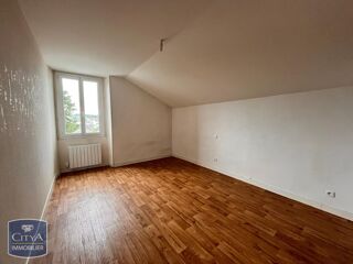  Appartement à louer 3 pièces 65 m²