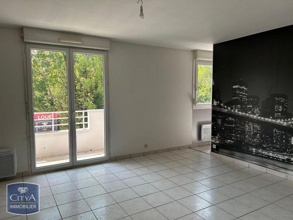 location Appartement - 2 pièce(s) - 51 m² Oyonnax (01100)