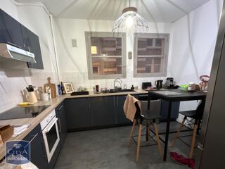  Appartement à louer 4 pièces 101 m²