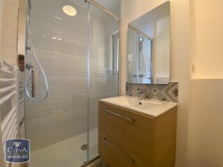  Appartement à louer 1 pièce 26 m²