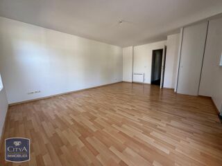  Appartement à louer 3 pièces 58 m²