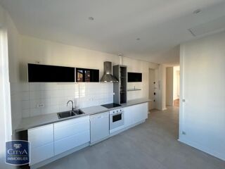  Appartement à louer 3 pièces 70 m²