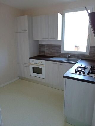 Appartement � louer 4 pi�ces 72 m�