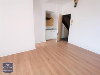  Appartement à louer 1 pièce 31 m²