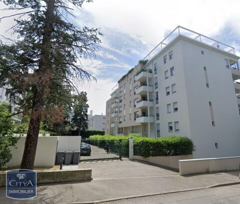  Parking / Garage � louer 