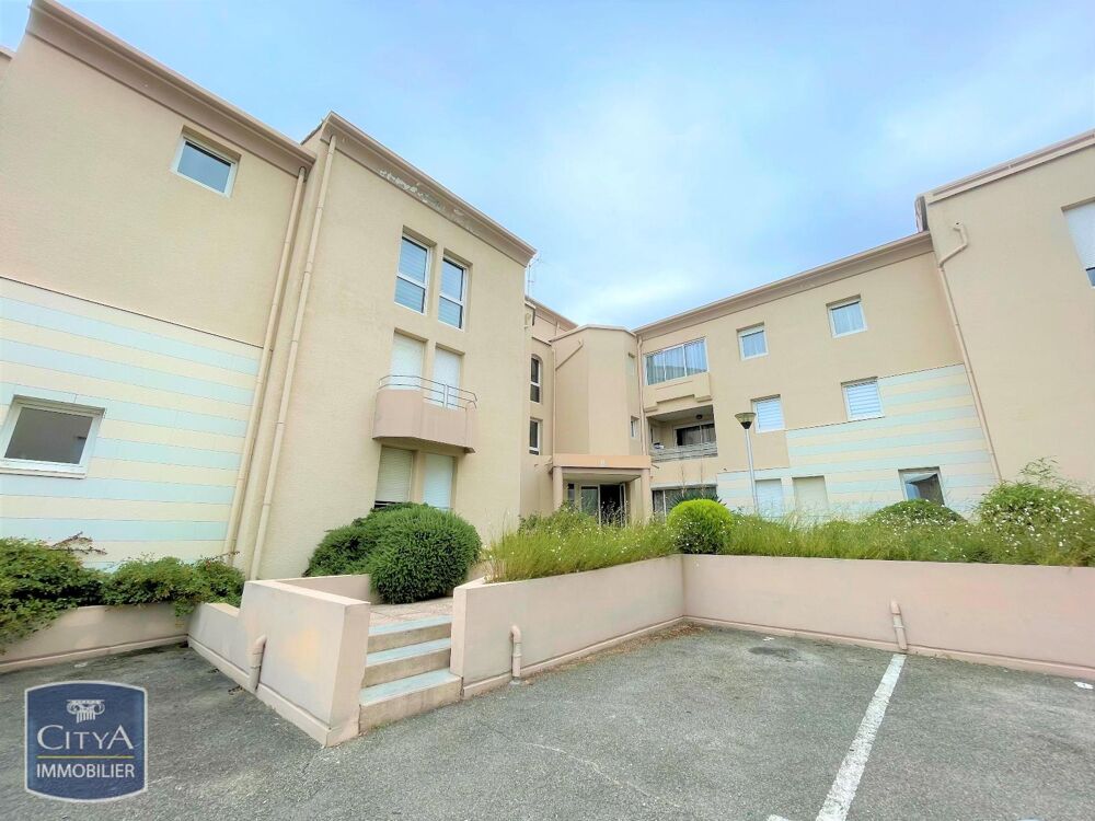 location Parking / Garage Les Angles (30133)