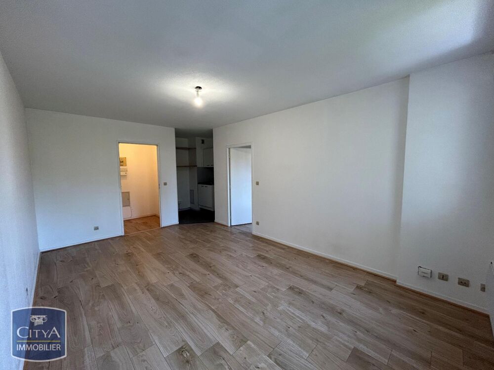 À LOUER : Appartement T2 situé à Sassenage dans le secte....