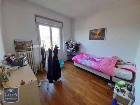   Location Appartement Appartement - 4 pièce(s) - 67 m²