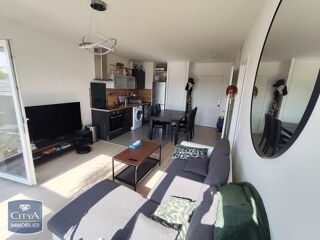 Appartement à louer 2 pièces 42 m²