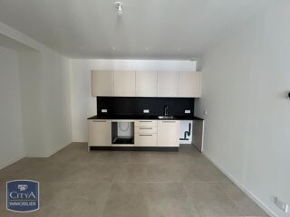  Appartement à louer 3 pièces 65 m²