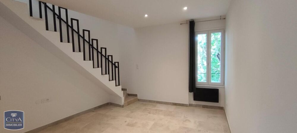 LOCATION - STUDIO - BAGNOLS SUR CEZE - RENOVE - DUPLEX :....