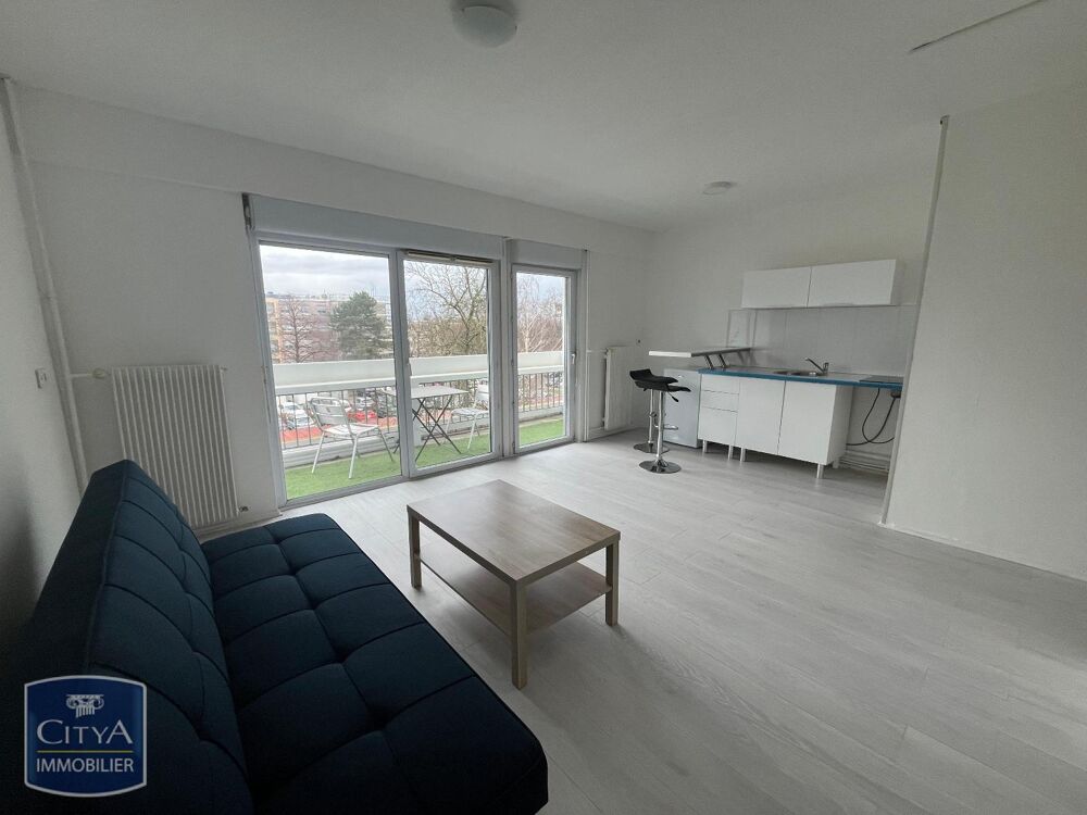 À LOUER : Appartement T1 moderne à Mâcon, situé au trois....