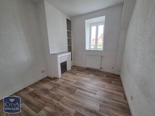  Appartement à louer 4 pièces 89 m²