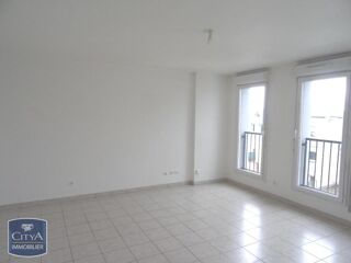  Appartement à louer 3 pièces 65 m²