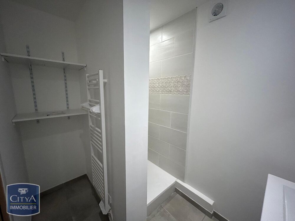 location Appartement - 2 pièce(s) - 39 m² Saint-Quentin (02100)