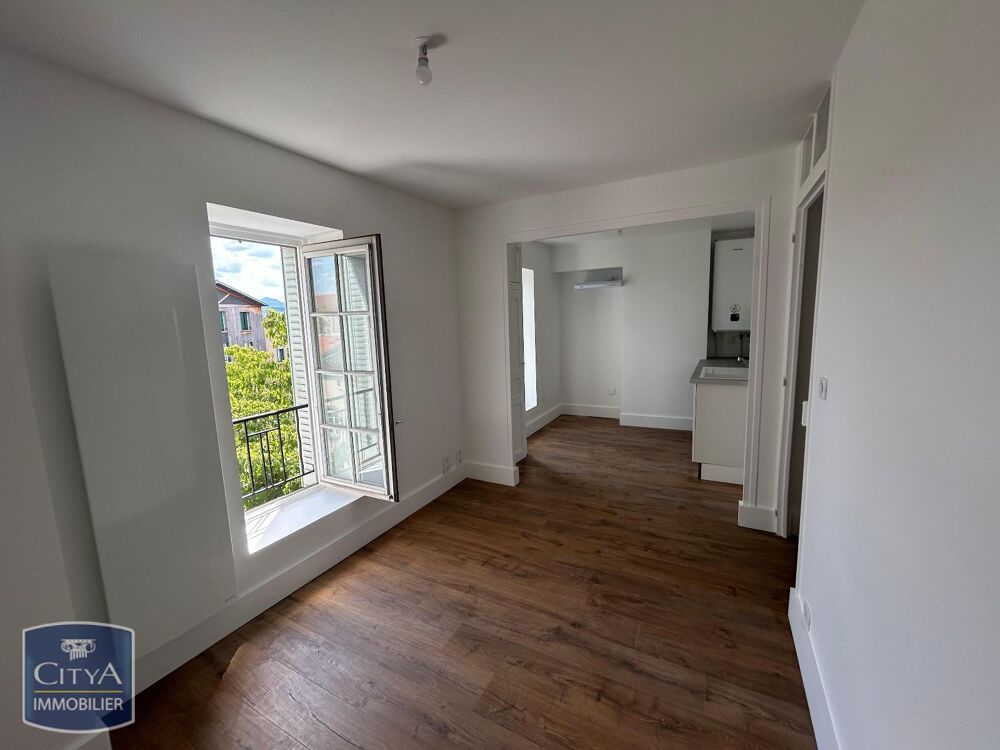 location Appartement - 2 pièce(s) - 40 m² Riom (63200)