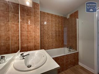  Appartement à louer 3 pièces 56 m²