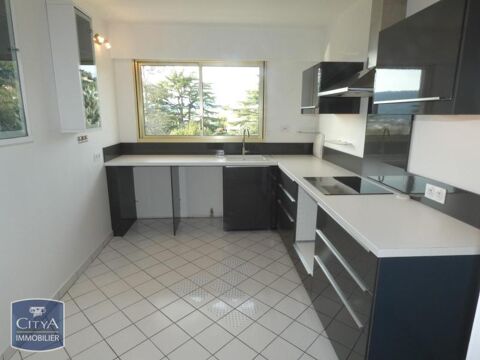  Appartement � louer 3 pi�ces 86 m�