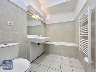  Appartement à louer 1 pièce 43 m²