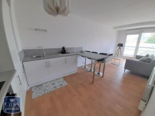  Appartement à louer 2 pièces 40 m²