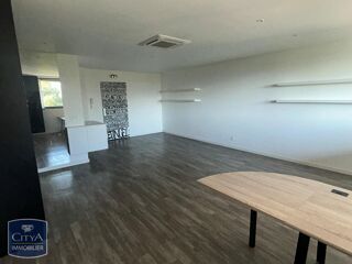  Location / Local Commercial Saint-Raphaël (83700)