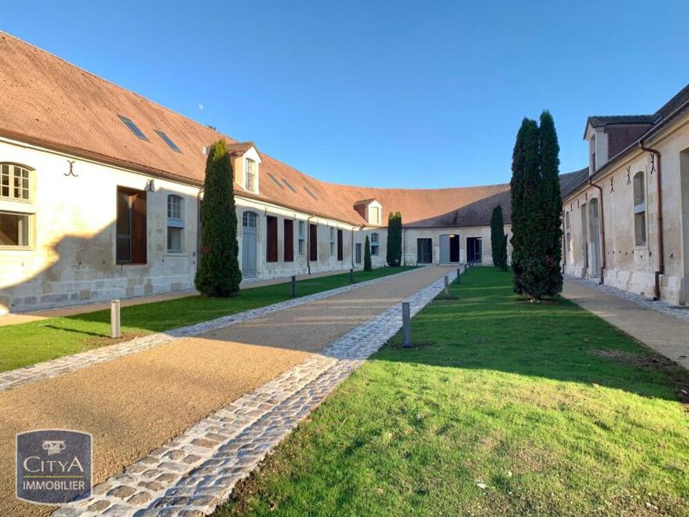 location Appartement - 3 pièce(s) - 78 m² Fontenay-le-Comte (85200)