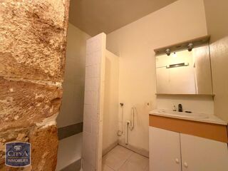  Appartement à louer 2 pièces 66 m²