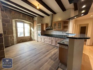  Appartement à louer 5 pièces 144 m²