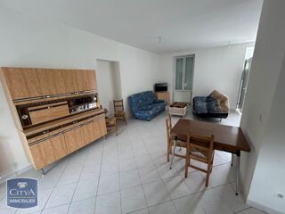  Appartement à louer 3 pièces 68 m²