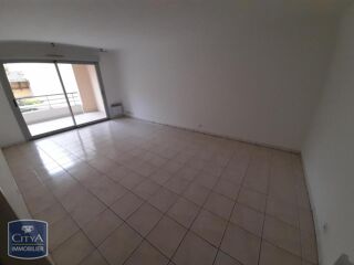  Appartement à louer 3 pièces 74 m²