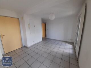  Appartement à louer 2 pièces 44 m²