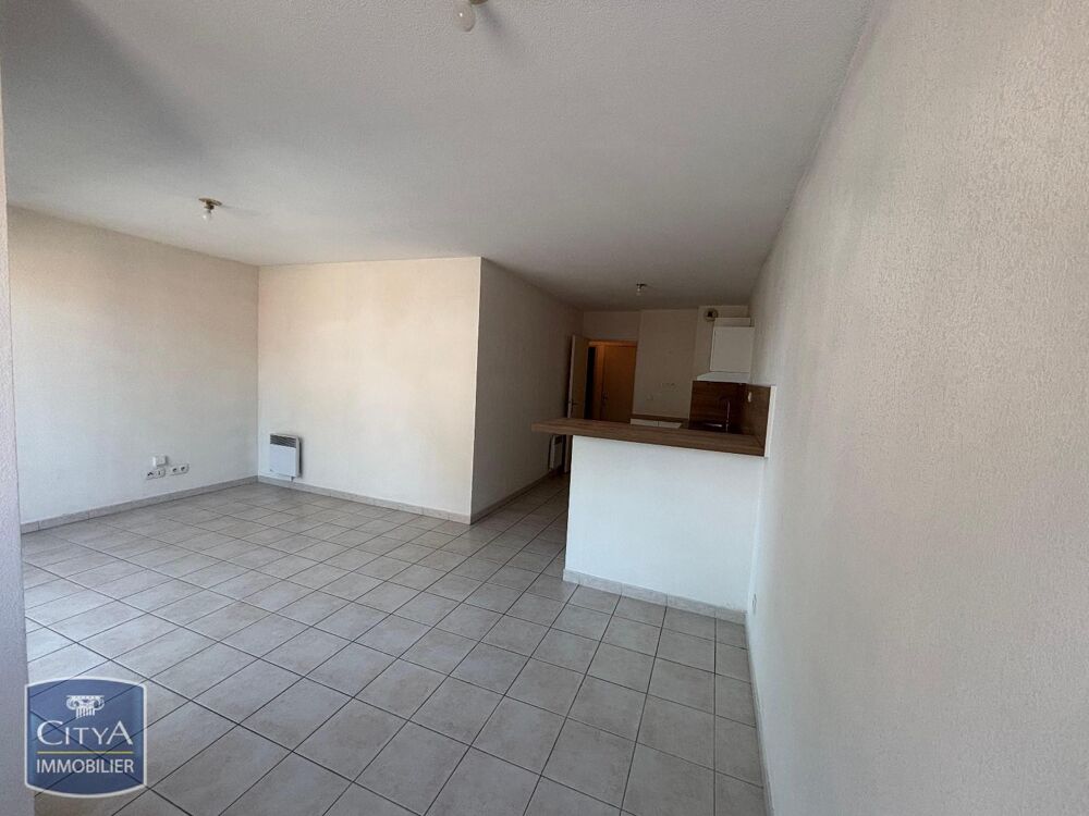 location Appartement - 1 pièce(s) - 47 m² Nimes (30900)