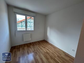  Appartement à louer 3 pièces 68 m²