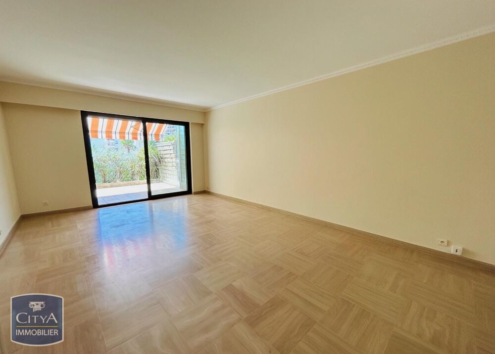 location Appartement - 2 pièce(s) - 55 m² Cannes (06400)