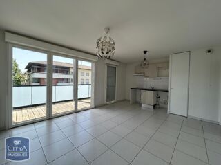  Appartement à louer 3 pièces 56 m²