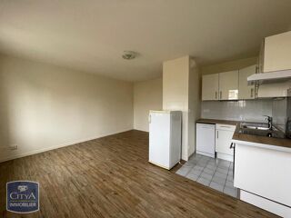  Appartement à louer 1 pièce 38 m²