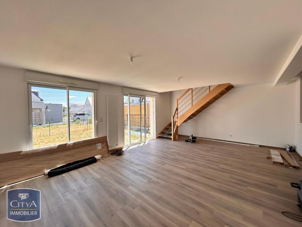 À LOUER : Maison T4 située à Laval, dans le département ....