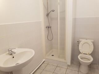  Appartement à louer 3 pièces 57 m²
