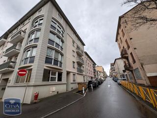  Parking / Garage � louer 