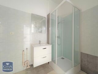  Appartement � louer 3 pi�ces 79 m�