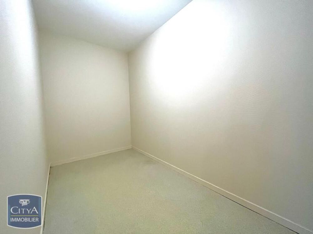 location Appartement - 2 pièce(s) - 72 m² Bourges (18000)