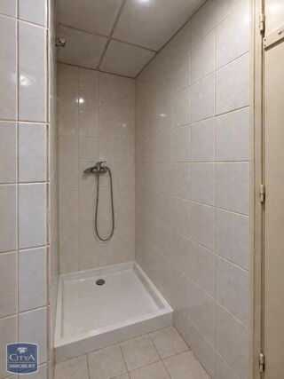  Appartement à louer 2 pièces 44 m²